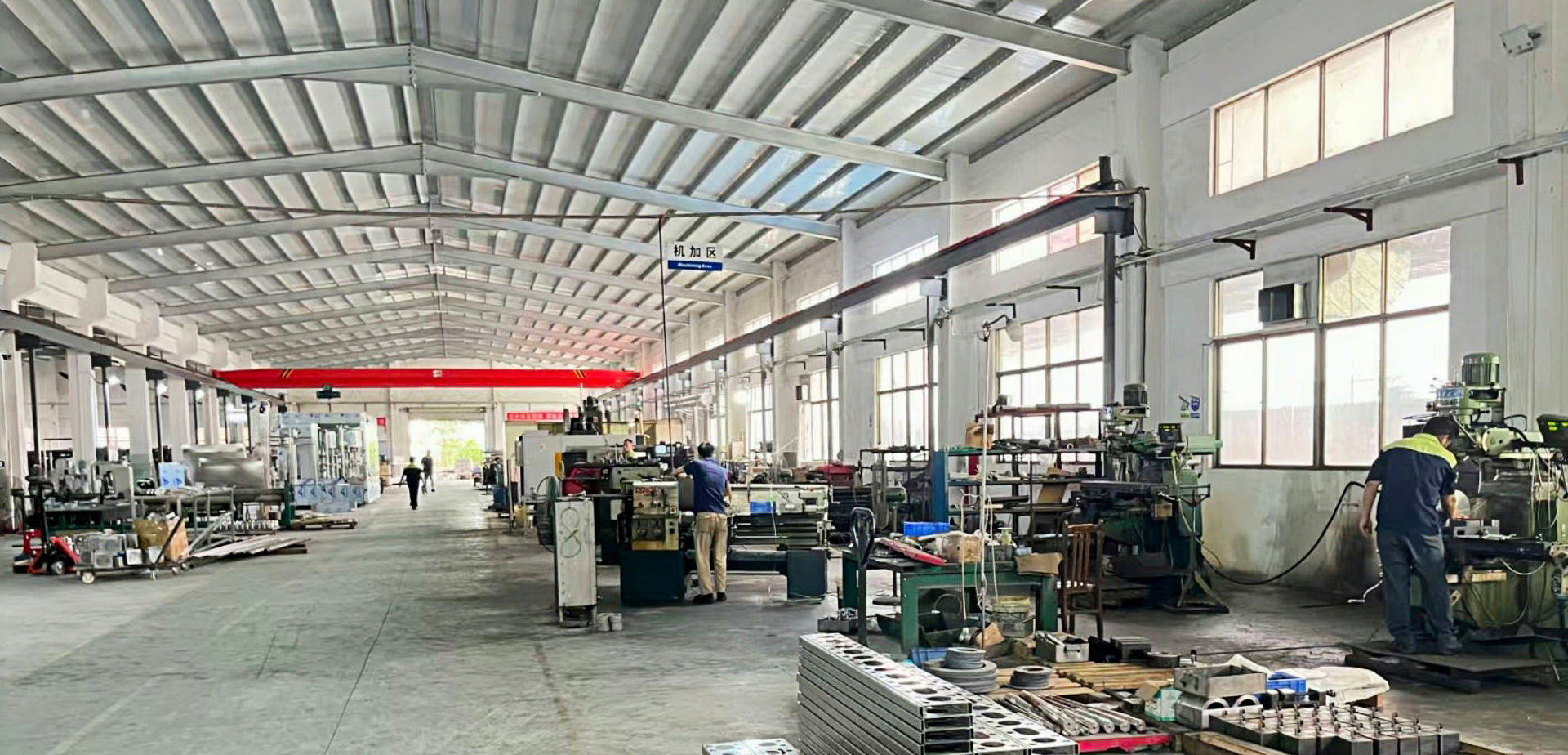 Committed to providing customers with high-quality